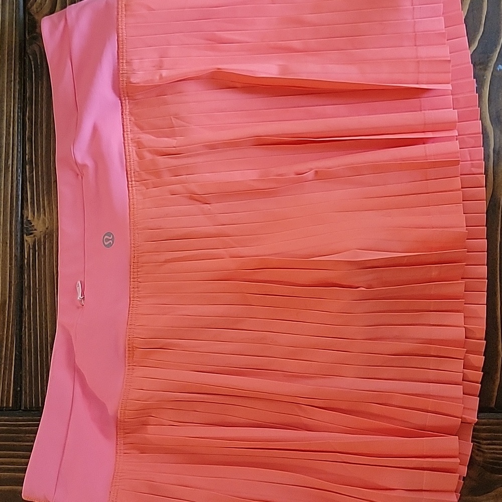 LULULEMON skort Coral